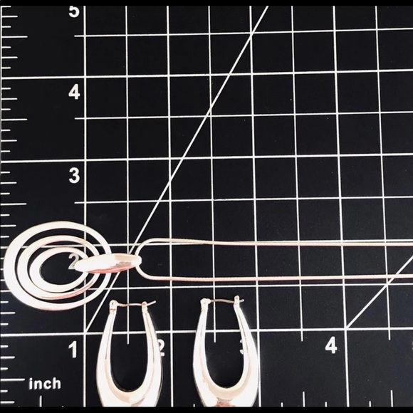 Vintage Silver Necklace & ST Hoop Earrings - Picture 4 of 9